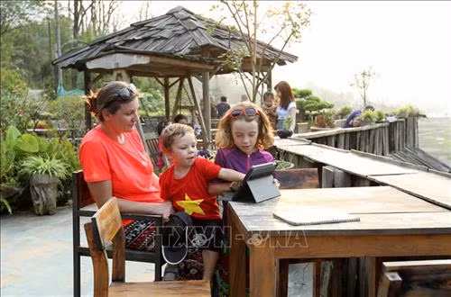 Xã Tả Van phát triển mạnh loại hình du lịch cộng đồng sinh thái homestay. Ảnh: Quốc Khánh - TTXVN