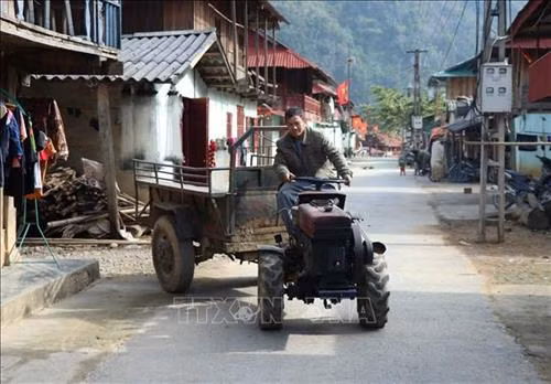 Cuộc sống bình dị của người dân ở bản Pa Xa Lào. Ảnh: Văn Dũng - TTXVN