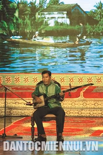Liên hoan là “sân chơi” cho các nghệ nhân, nghệ sĩ ở nhiều lứa tuổi. Ảnh: Trung Hiếu