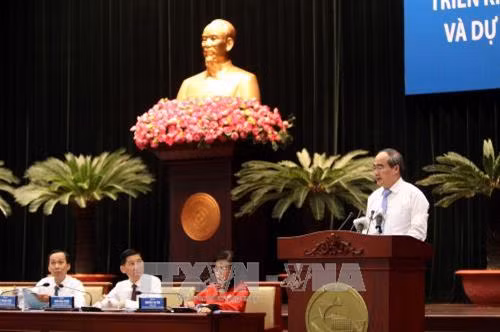 Bí thư Thành uỷ Thành phố Hồ Chí Minh Nguyễn Thiện Nhân phát biểu chỉ đạo Hội nghị. Ảnh: Thanh Vũ-TTXVN