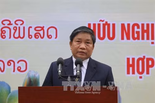 Tổng Lãnh sự Lào tại Thành phố Hồ Chí Minh Xổm-xay Xa-na-muộn phát biểu tại Lễ khai mạc Triển lãm. Ảnh: Thanh Vũ - TTXVN