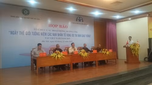 Gần 6.000 người dự lễ cầu siêu nạn nhân tử vong vì tai nạn giao thông ảnh 1