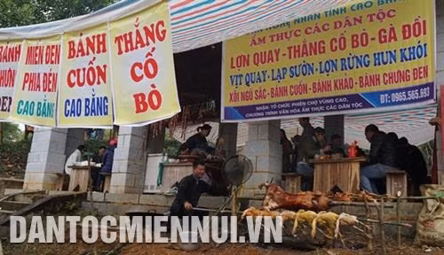 Ẩm thực vùng cao với những món đặc sản luôn hấp dẫn du khách. Ảnh: Nam Sương