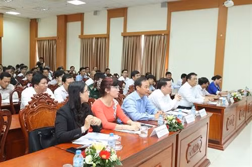 Toàn cảnh hội nghị. Ảnh Hoàng Hà