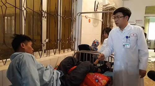 Bệnh viện đa khoa Bắc Mê vẫn thiếu bác sĩ chuyên khoa. Ảnh: qdnd.vn