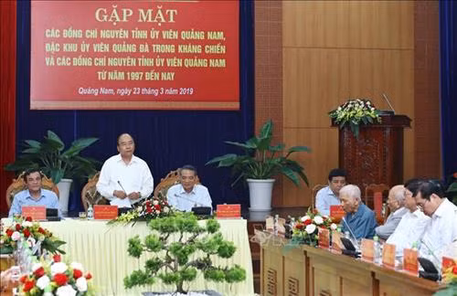 Thủ tướng Nguyễn Xuân Phúc phát biểu tại buổi gặp mặt. Ảnh: Thống Nhất – TTXVN