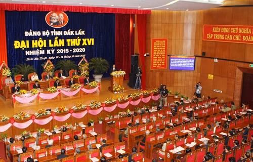 Quang cảnh Đại hội đại biểu Đảng bộ tỉnh Đắk Lắk lần thứ XVI (nhiệm kỳ 2015-2020). Ảnh: Dương Giang - TTXVN