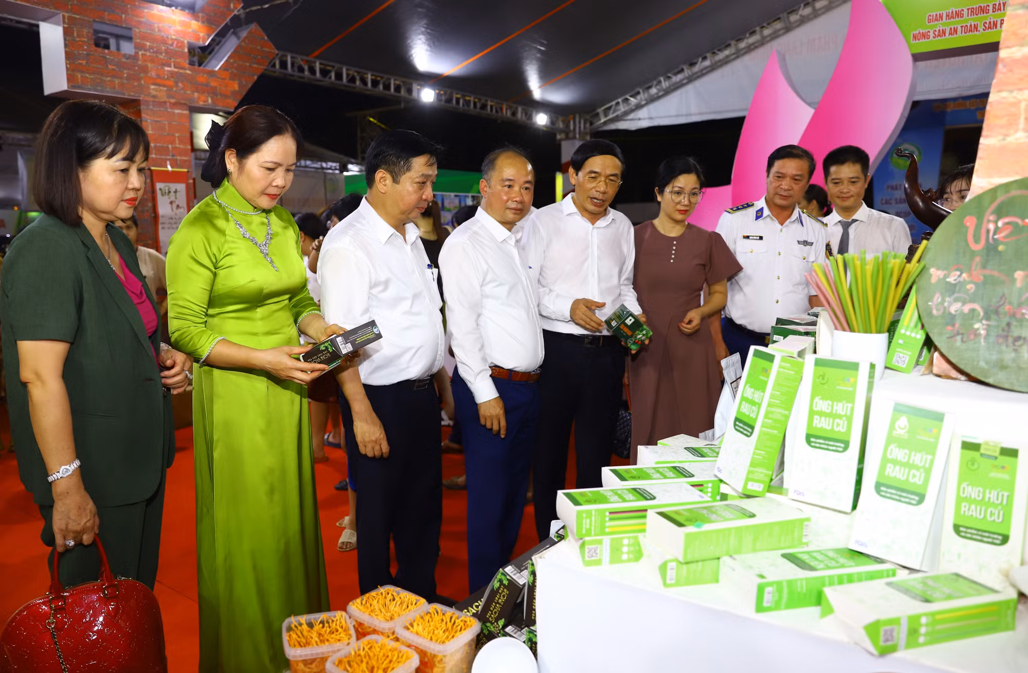 Thêm cơ hội kết nối nông sản an toàn, sản phẩm OCOP Hà Nội ảnh 5