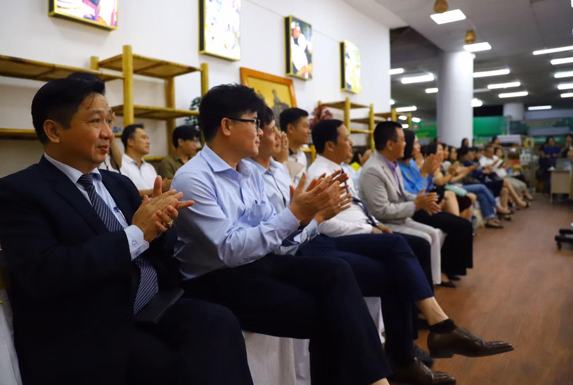 Hà Nội lần đầu tiên giới thiệu sản phẩm OCOP bằng hình thức livestream trên nền tảng TikTok ảnh 5