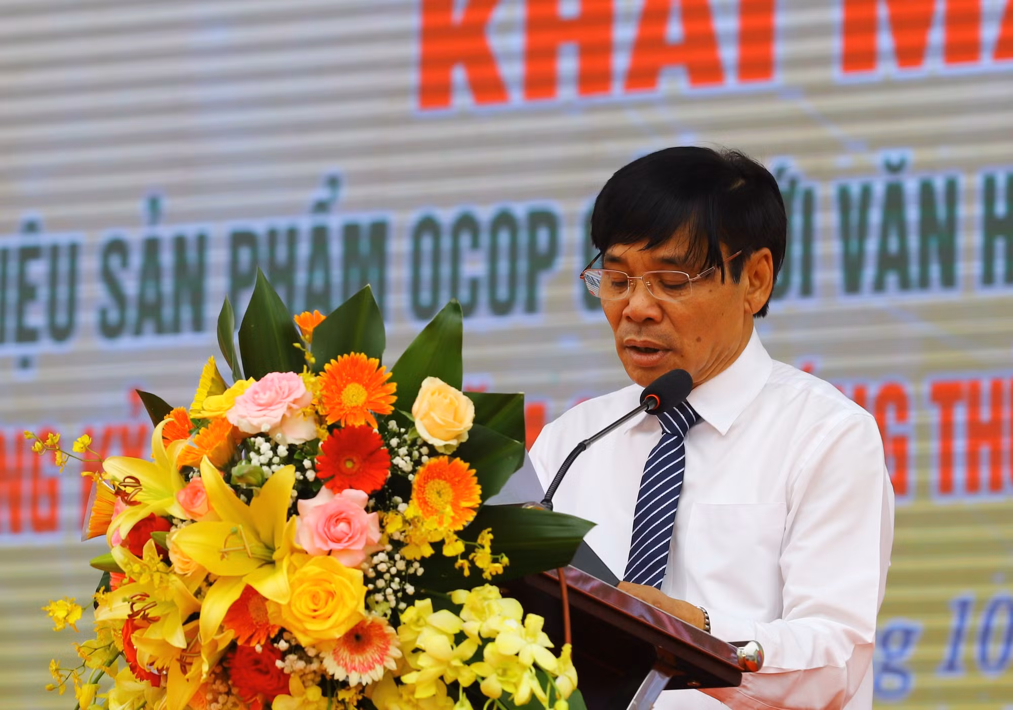 Hà Nội giới thiệu hơn 2.000 sản phẩm OCOP gắn với văn hóa các tỉnh Đồng bằng sông Hồng ảnh 2
