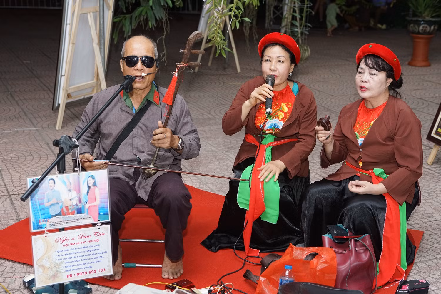 Hà Nội lần đầu tiên giới thiệu, quảng bá, kết nối sản phẩm OCOP gắn với văn hóa các tỉnh Đồng bằng sông Hồng ảnh 12 Hà Nội lần đầu tiên giới thiệu, quảng bá, kết nối sản phẩm OCOP gắn với văn hóa các tỉnh Đồng bằng sông Hồng ảnh 12