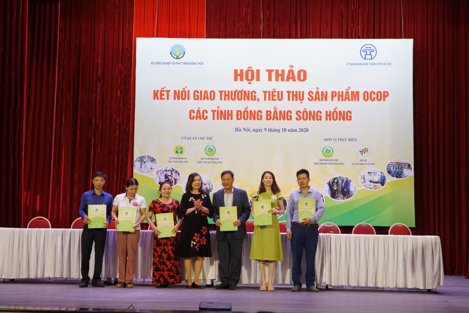 Hà Nội kết nối giao thương, tiêu thụ sản phẩm OCOP các tỉnh Đồng bằng sông Hồng ảnh 5