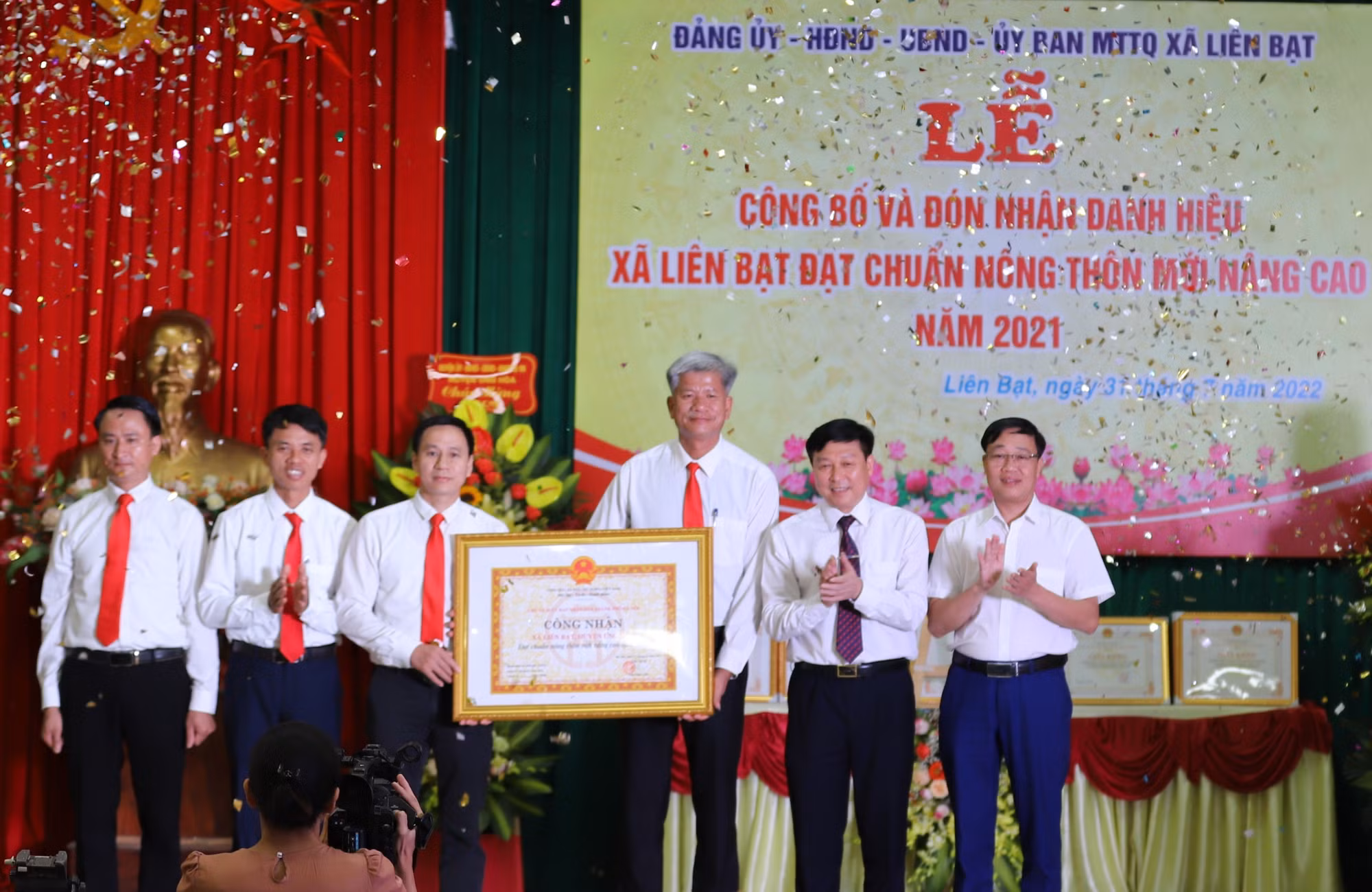 Liên Bạt - điểm sáng xã nông thôn mới nâng cao của Hà Nội ảnh 1