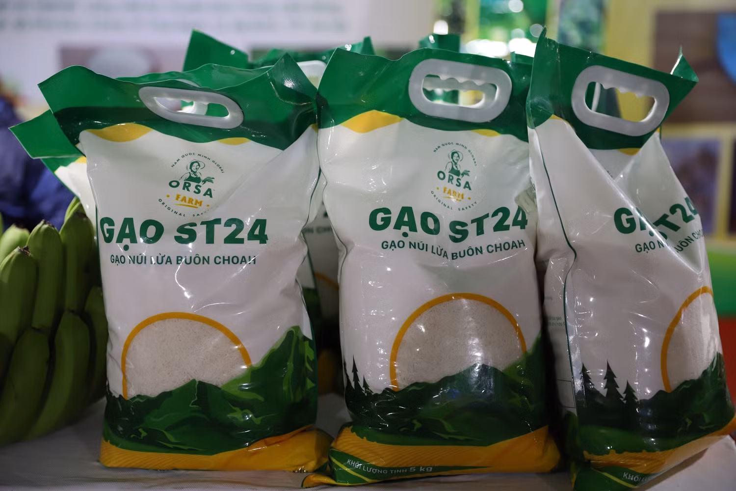 Khai mạc sự kiện kết nối sản phẩm OCOP, đặc sản vùng miền gắn với văn hóa các tỉnh miền Trung và Tây Nguyên ảnh 10 Khai mạc sự kiện kết nối sản phẩm OCOP, đặc sản vùng miền gắn với văn hóa các tỉnh miền Trung và Tây Nguyên ảnh 10