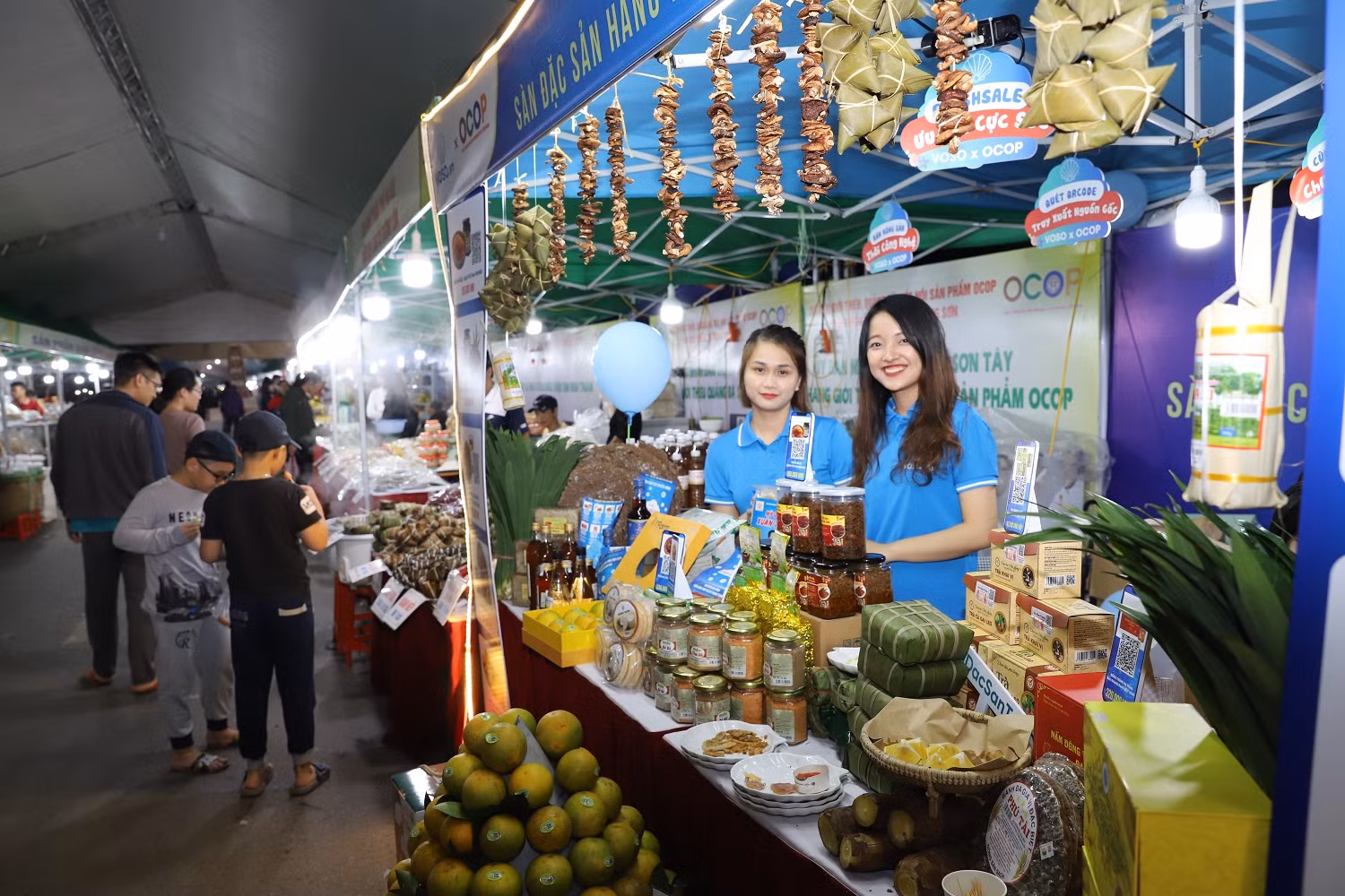 Khai mạc sự kiện kết nối sản phẩm OCOP, đặc sản vùng miền gắn với văn hóa các tỉnh miền Trung và Tây Nguyên ảnh 7