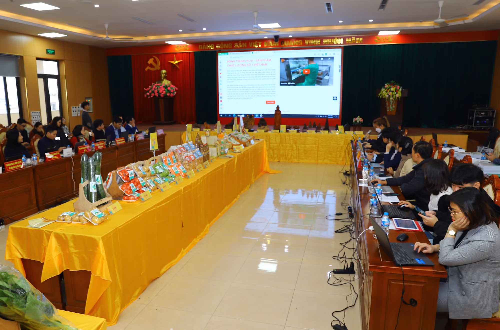 Hà Nội đánh giá, phân hạng sản phẩm OCOP của huyện Đông Anh ảnh 4