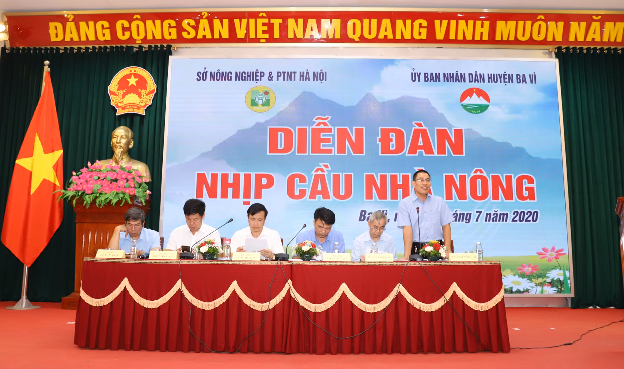 Diễn đàn khuyến nông@Nhịp cầu nhà nông về với bà con nông dân huyện Ba Vì ảnh 2