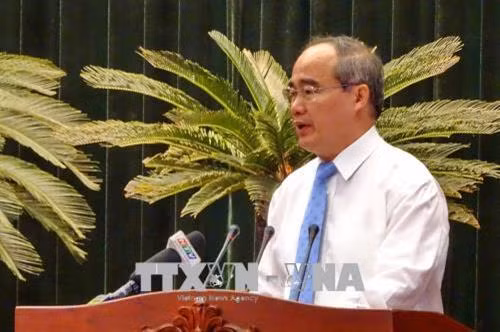 Đồng chí Nguyễn Thiện Nhân, Ủy viên Bộ Chính trị, Bí thư Thành ủy, Trưởng đoàn Đại biểu Quốc hội Thành phố Hồ Chí Minh, phát biểu tại phiên khai mạc. Ảnh: Thế Anh-TTXVN