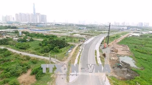 Hạ tầng giao thông trong Khu đô thị mới Thủ Thiêm. Ảnh: Quang Nhựt - TTXVN