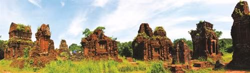 Tháng 12/1999, Khu đền tháp Mỹ Sơn được UNESCO công nhận là Di sản Văn hóa thế giới