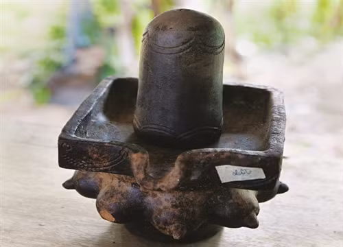 Linga, sinh thực khí nam trong tín ngưỡng của đồng bào Chăm