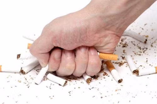 Cai thuốc lá dễ ợt với bài thuốc rẻ tiền dễ kiếm quanh nhà ảnh 1