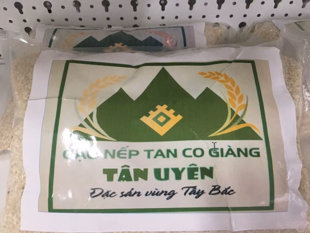 Lai Châu chú trọng bảo tồn, phục tráng các giống lúa bản địa ảnh 1
