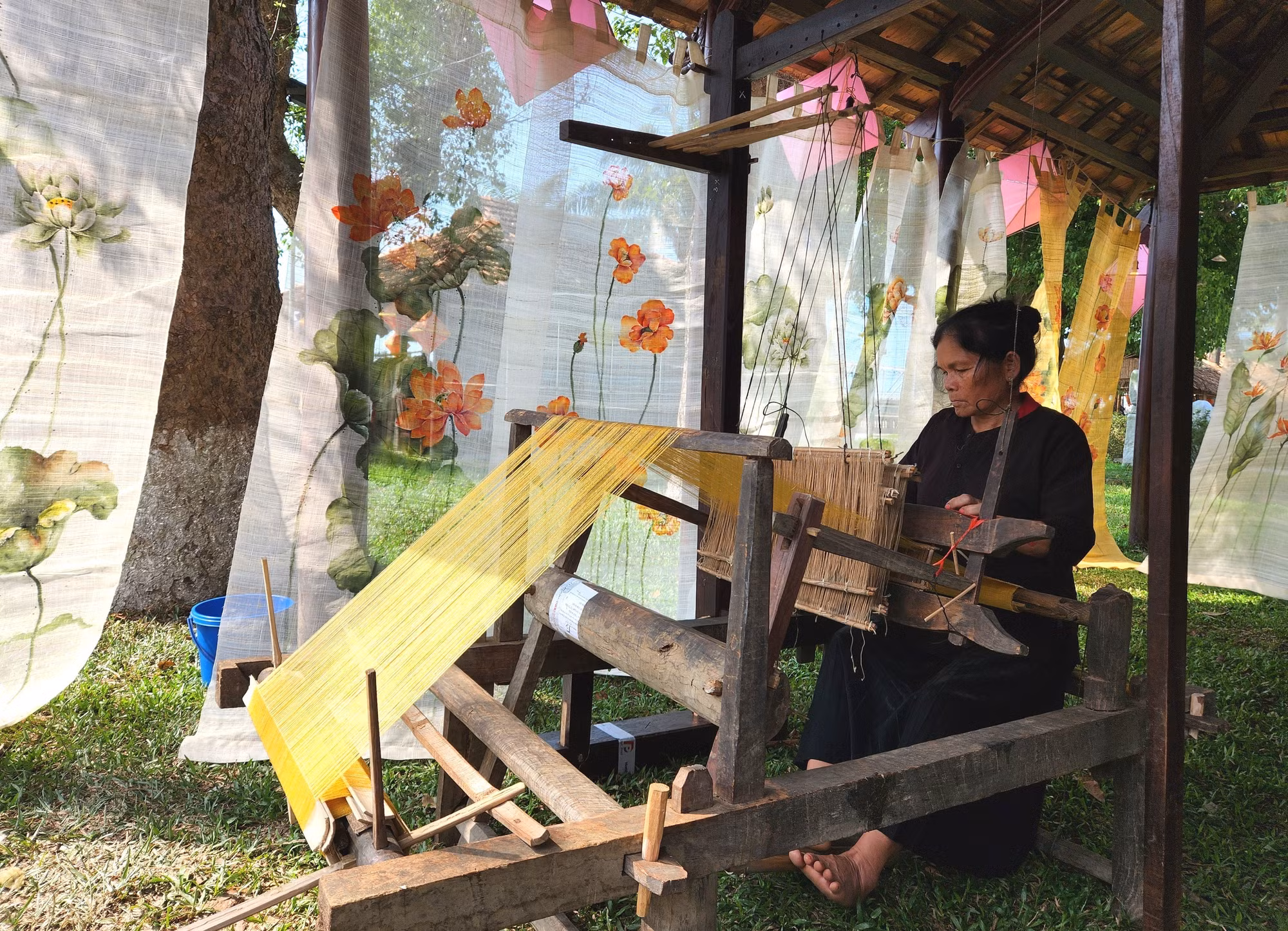 Tôn vinh tinh hoa các làng nghề truyền thống Việt Nam ảnh 2