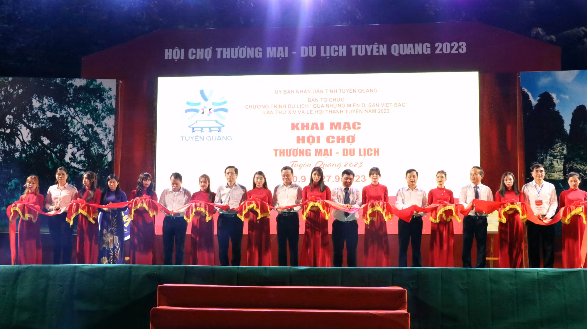 Trên 250 gian hàng tham gia Hội chợ thương mại – du lịch Tuyên Quang năm 2023 ảnh 2