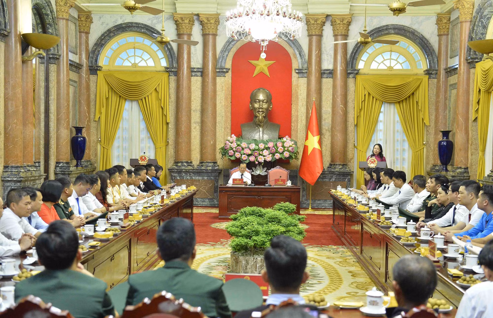 Nhân dân các dân tộc Lào Cai nỗ lực vượt khó, thi đua làm theo lời Bác ảnh 2