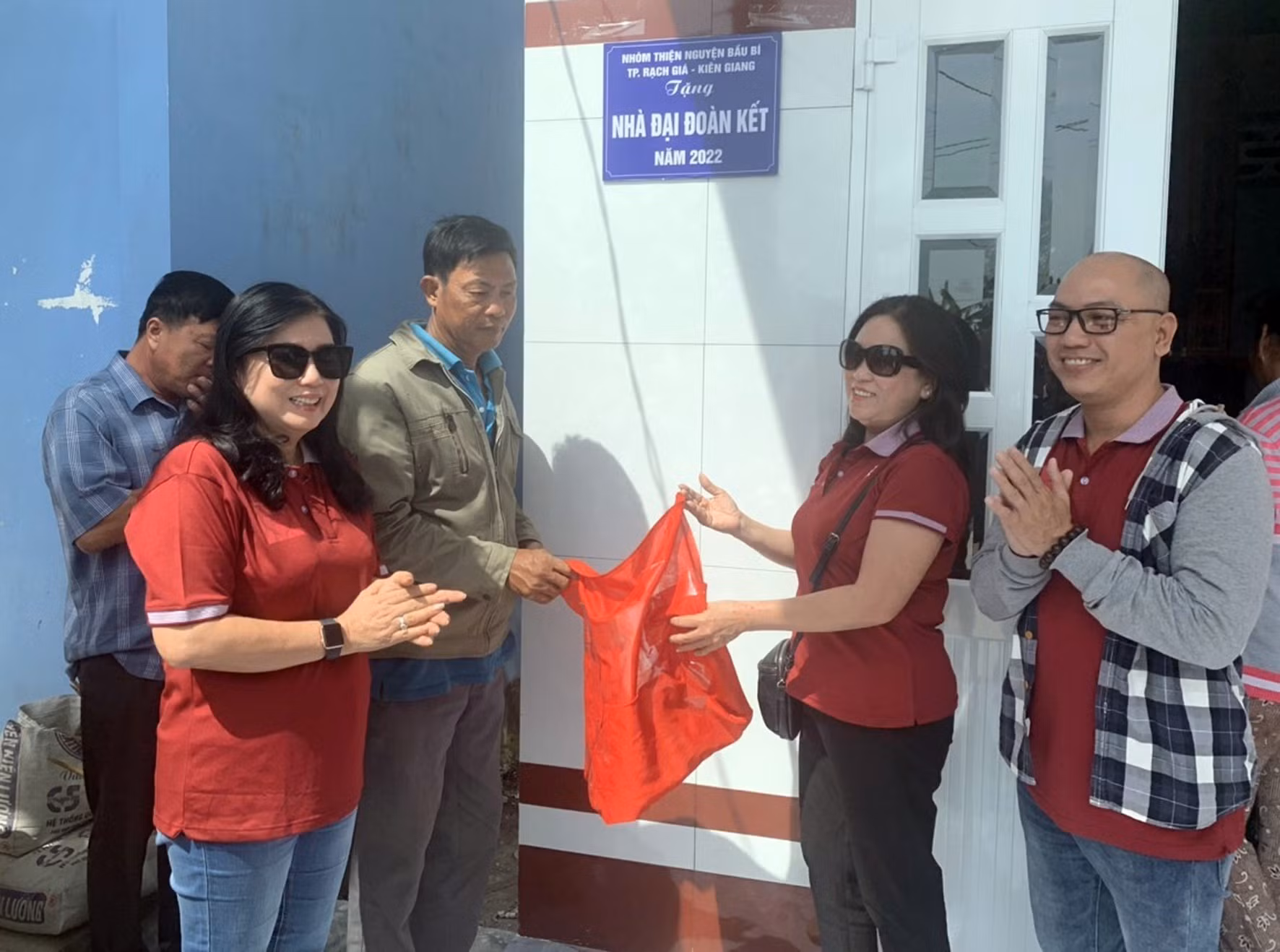 Kiên Giang chăm lo Tết cho hộ nghèo, trẻ em có hoàn cảnh đặc biệt khó khăn ảnh 3