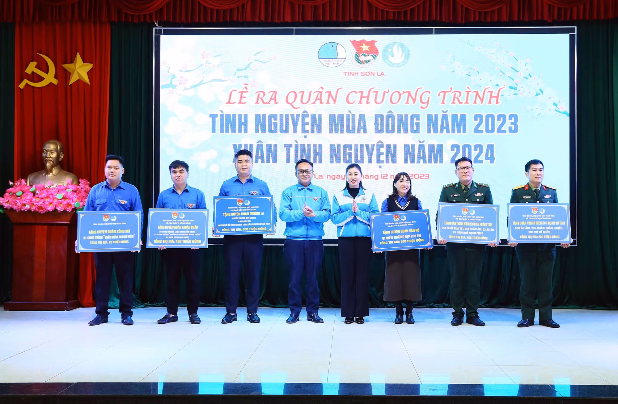 Chia sẻ khó khăn với người dân vùng sâu, vùng xa, khu vực biên giới tỉnh Sơn La ảnh 6