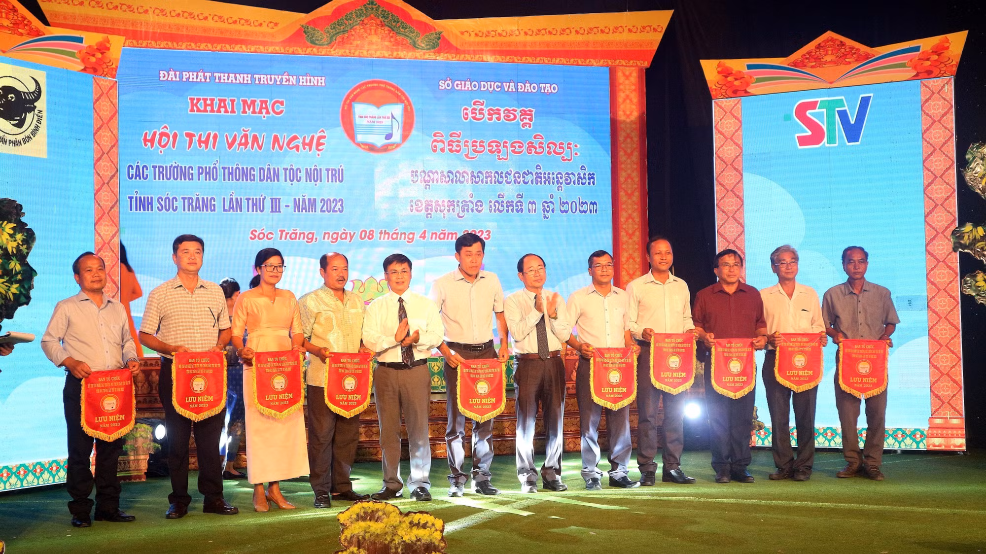 Hội thi văn nghệ các trường Phổ thông Dân tộc nội trú tại tỉnh Sóc Trăng ảnh 2