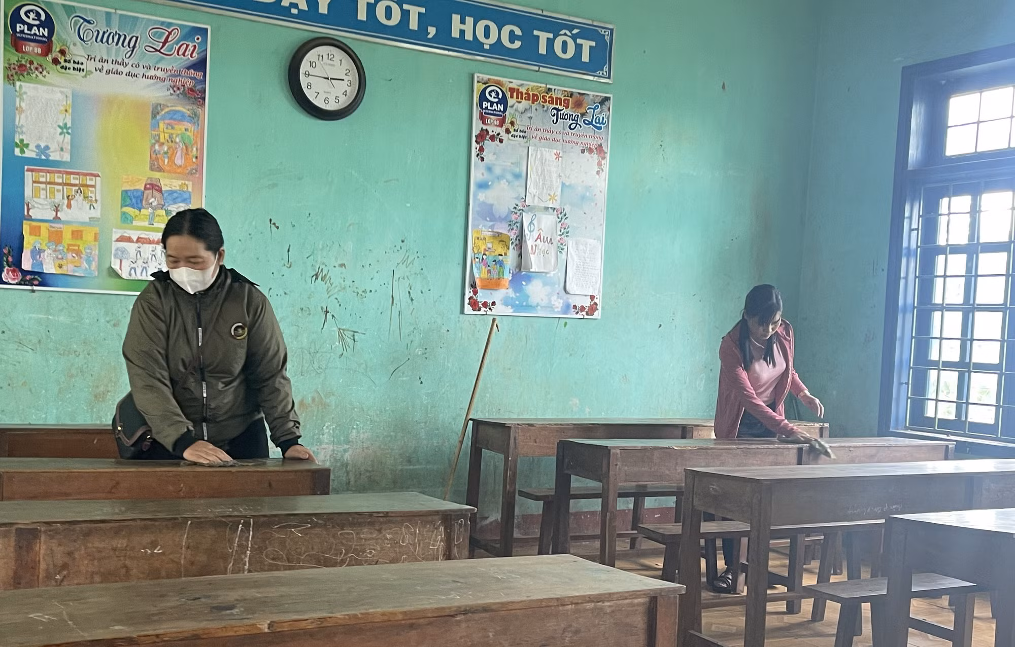 Năm học mới 2023 - 2024: Đồng hành cùng học sinh vùng khó đến trường ảnh 7