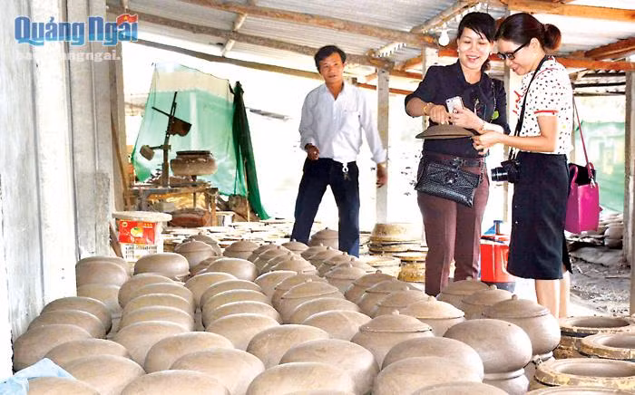 Gìn giữ, phát triển làng gốm Phổ Khánh ảnh 1