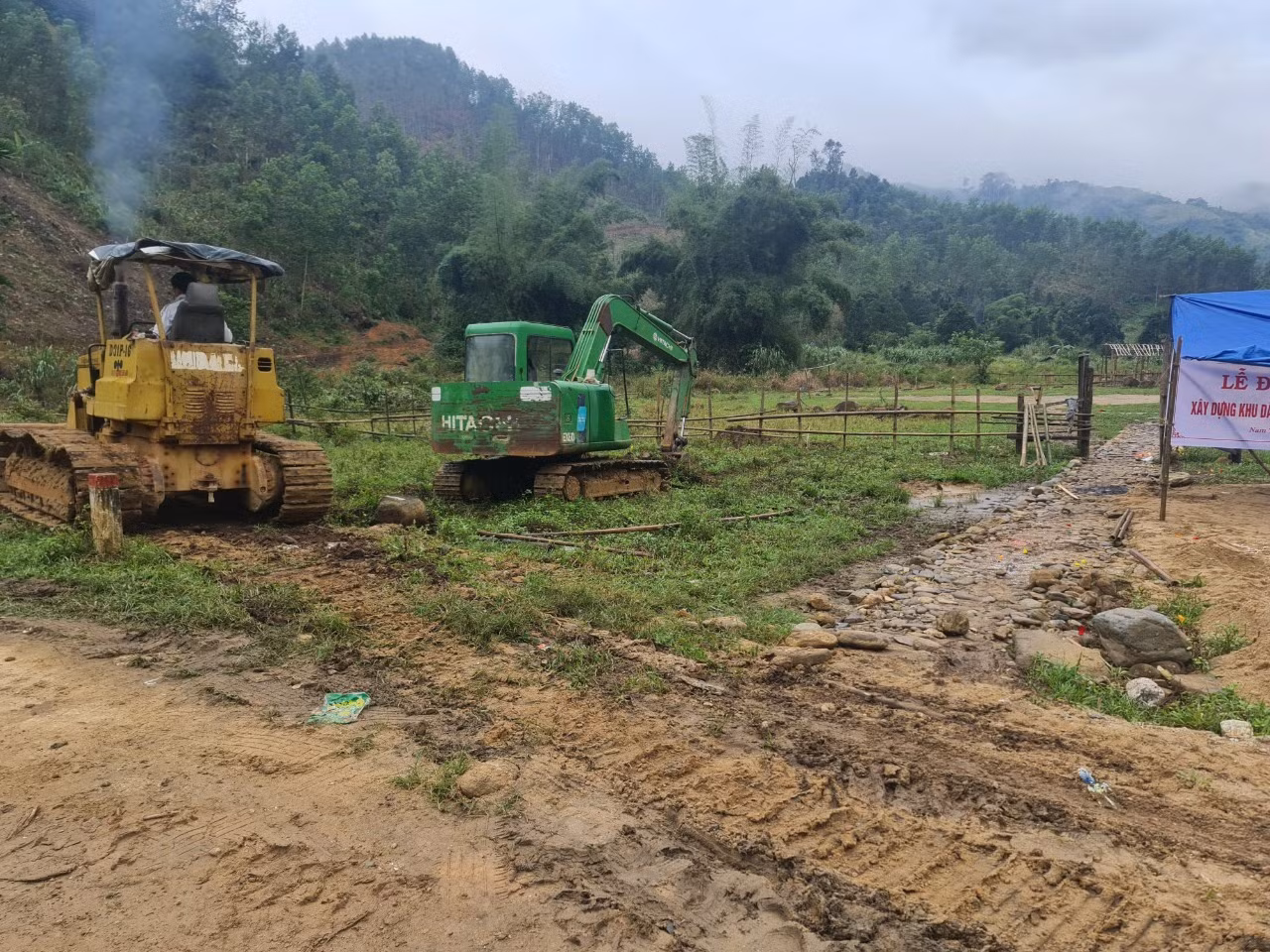 Quảng Nam: Xây dựng khu tái định cư cho đồng bào vùng sạt lở núi tại xã Trà Leng ảnh 1