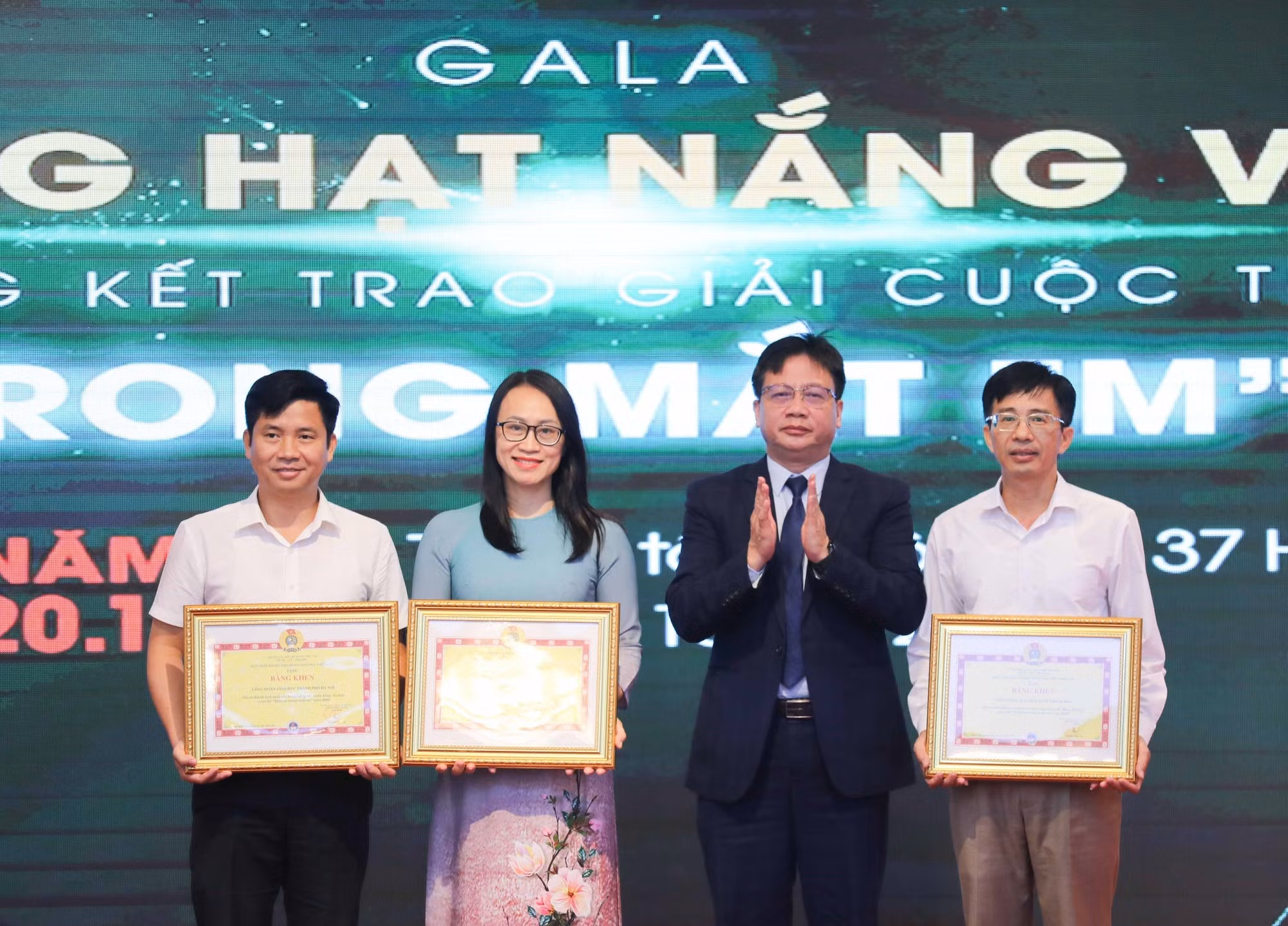 30 tác phẩm xuất sắc đoạt giải cuộc thi “Thầy cô trong mắt em” năm 2022 ảnh 4