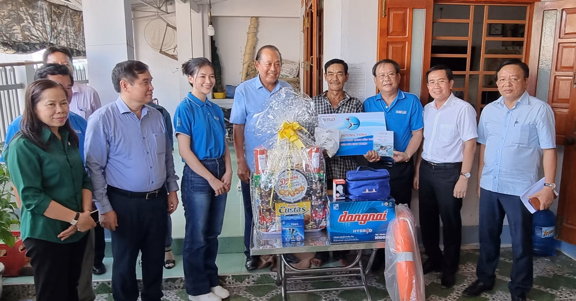 Chương trình “Cùng ngư dân thắp sáng đèn trên biển” đến với Ninh Thuận ảnh 1