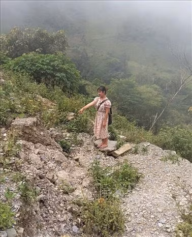 Huyện biên giới Nậm Nhùn (Lai Châu) chủ động di dời người dân khỏi vùng nguy cơ sạt lở ảnh 2