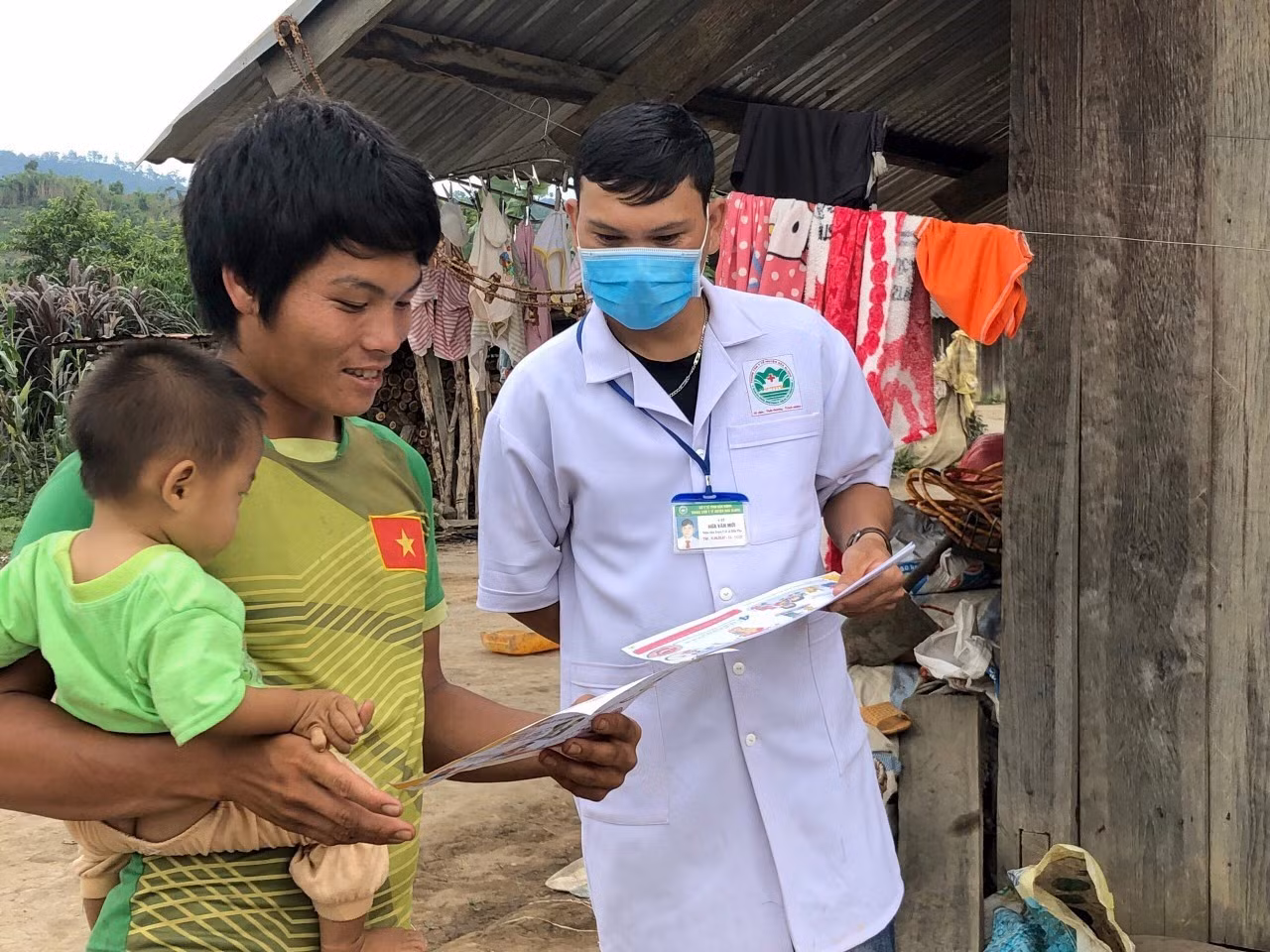 Đắk Nông: Kiến nghị sớm hoàn thiện, bổ sung các quy định về đấu thầu, mua sắm trang thiết bị, vật tư y tế ảnh 4