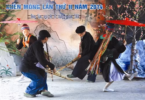 Qua tiếng khèn, chàng trai Mông muốn gửi gắm tình cảm đến người con gái mà mình yêu thương