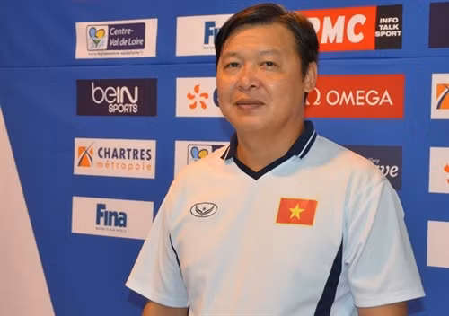 HLV Đặng Anh Tuấn.
