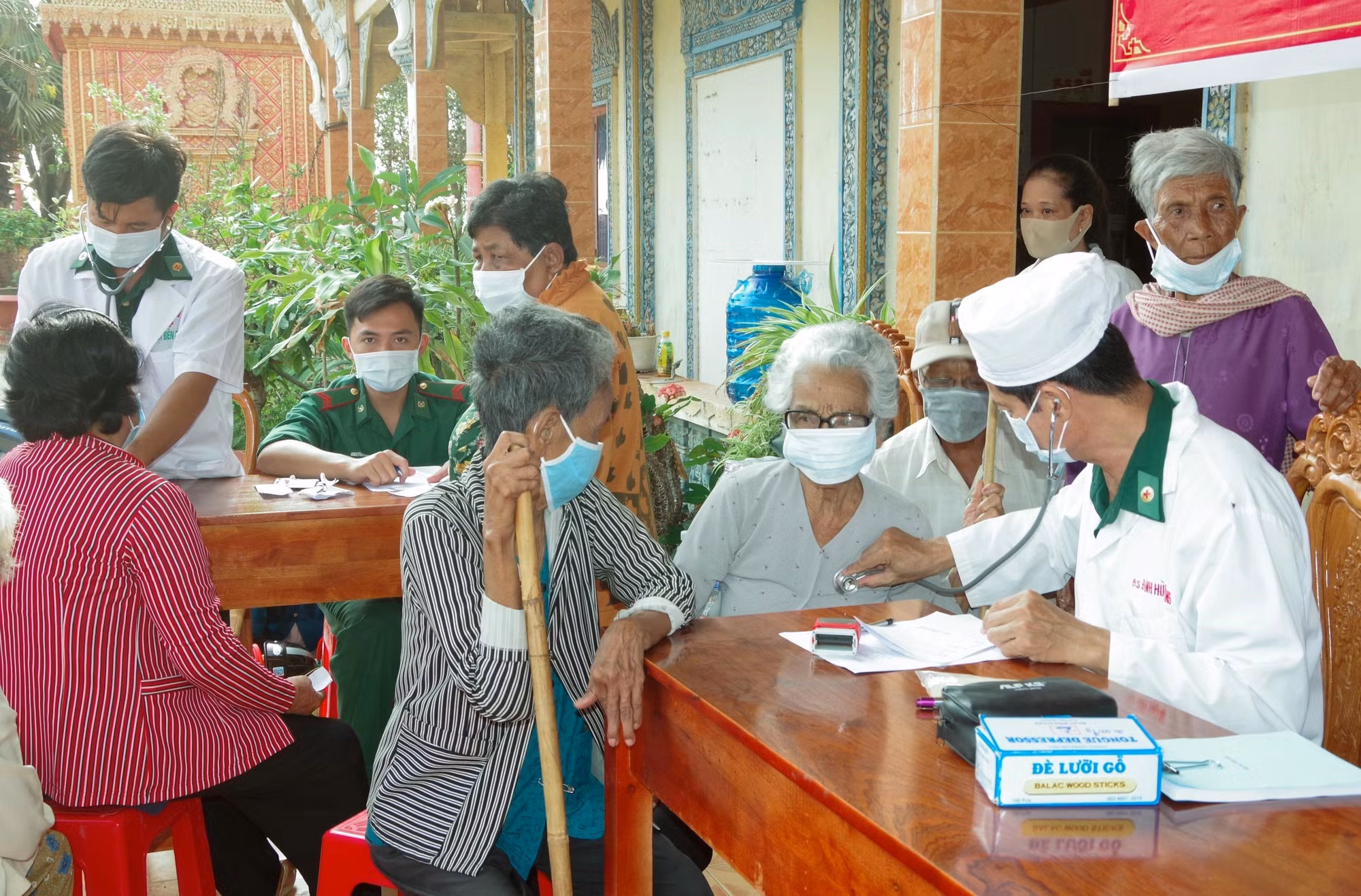 Nghĩa tình nơi biên cương ảnh 2