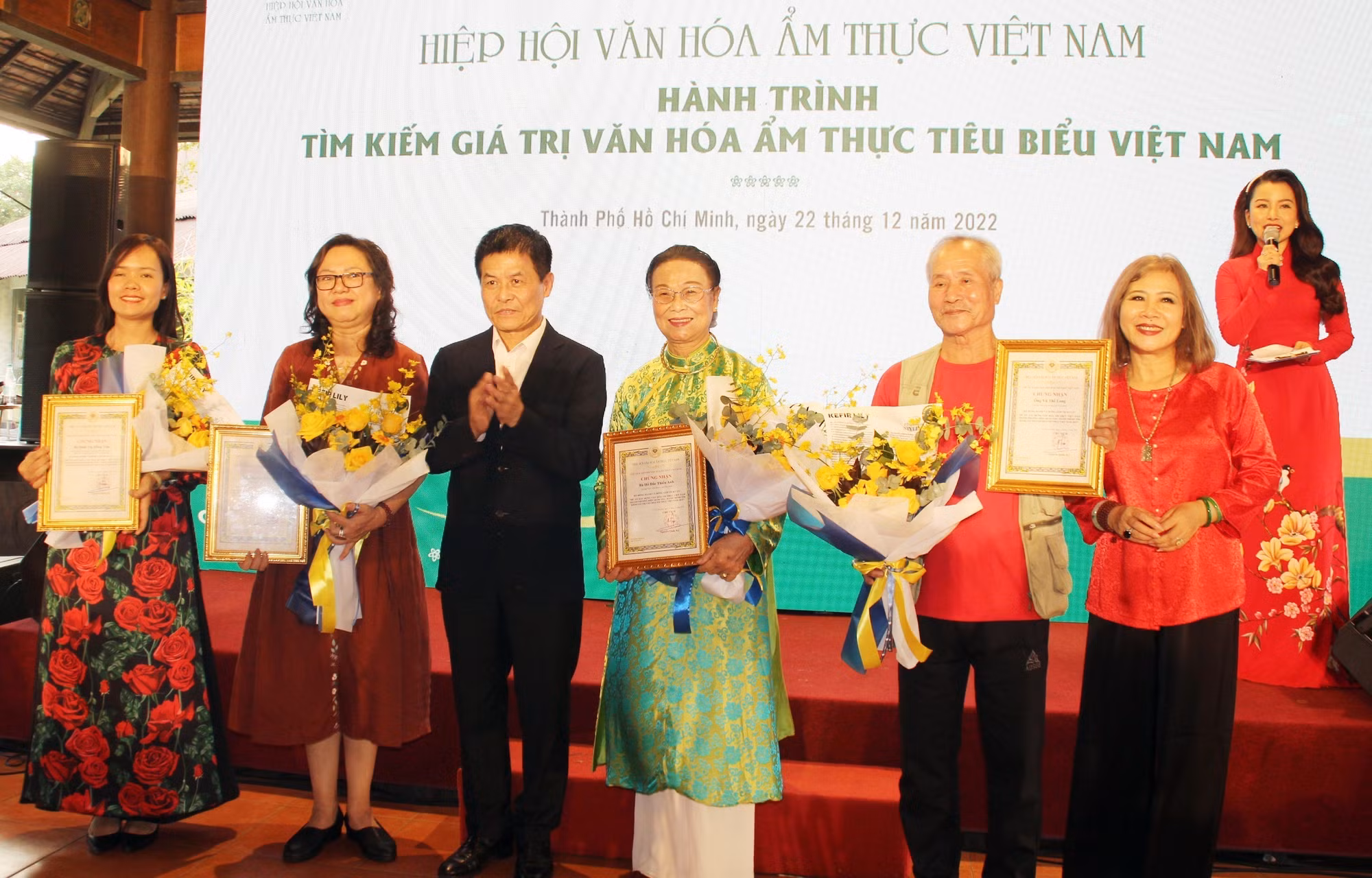 Công bố 121 món ẩm thực tiêu biểu Việt Nam ảnh 3