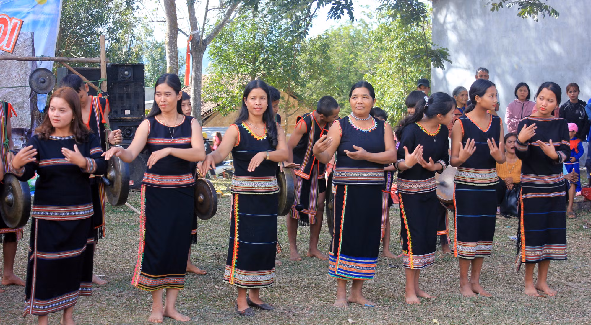 Lễ “Nước giọt” của người Rơ Ngao ảnh 1