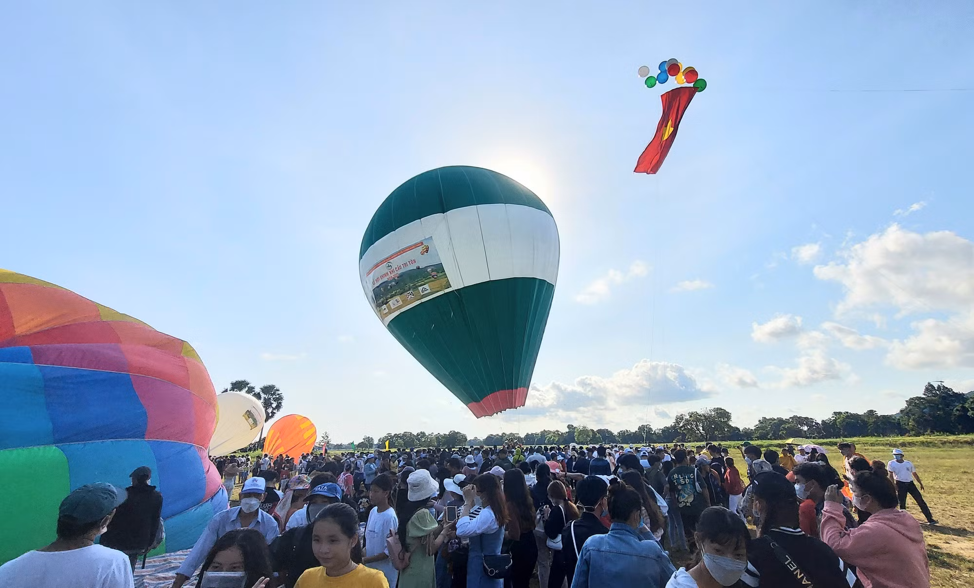 Trải nghiệm bay khinh khí cầu tại An Giang ảnh 7