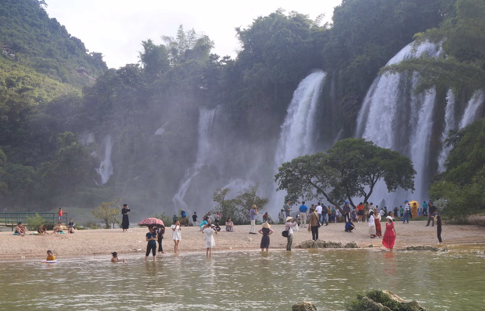 Thác Bản Giốc vào mùa Thu ảnh 4