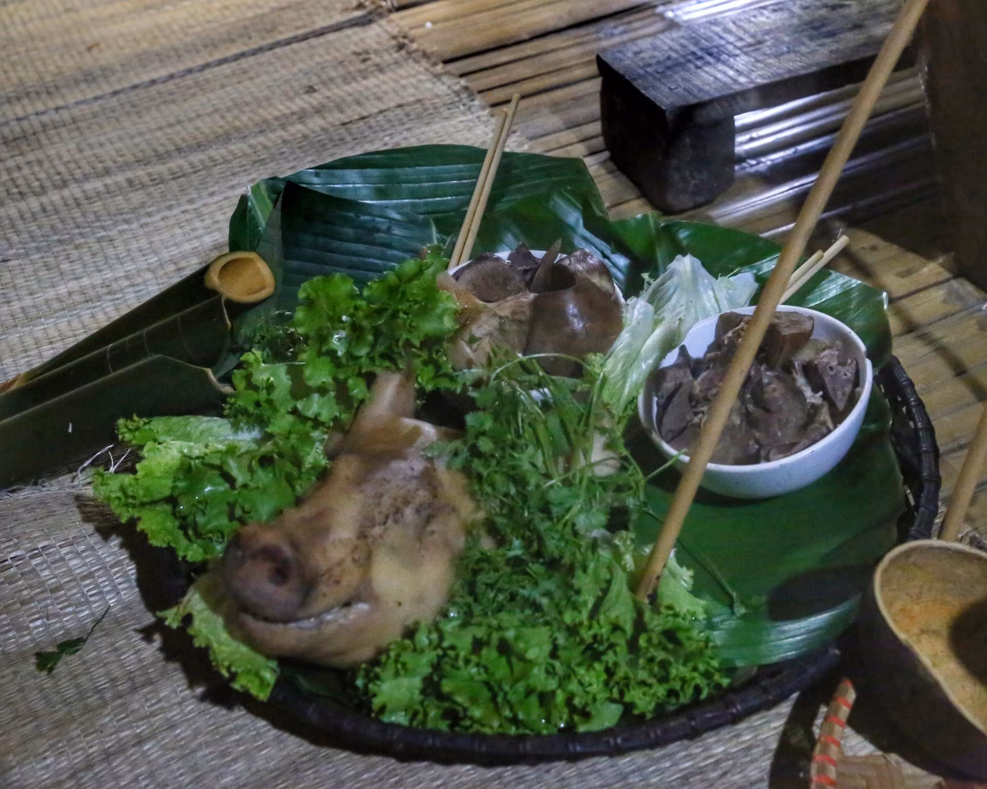 Tái hiện Lễ kết nghĩa Mẹ - Con của dân tộc Êđê ảnh 2