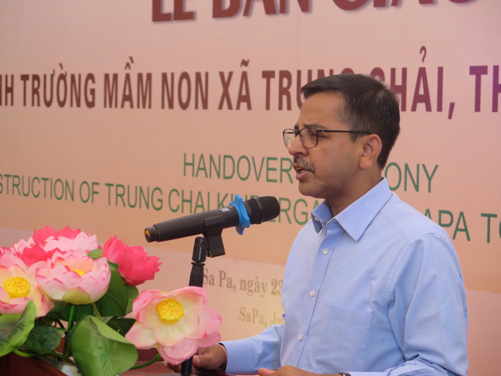 Bàn giao công trình trường mầm non tại Lào Cai do Đại sứ quán Ấn Độ tài trợ ảnh 1