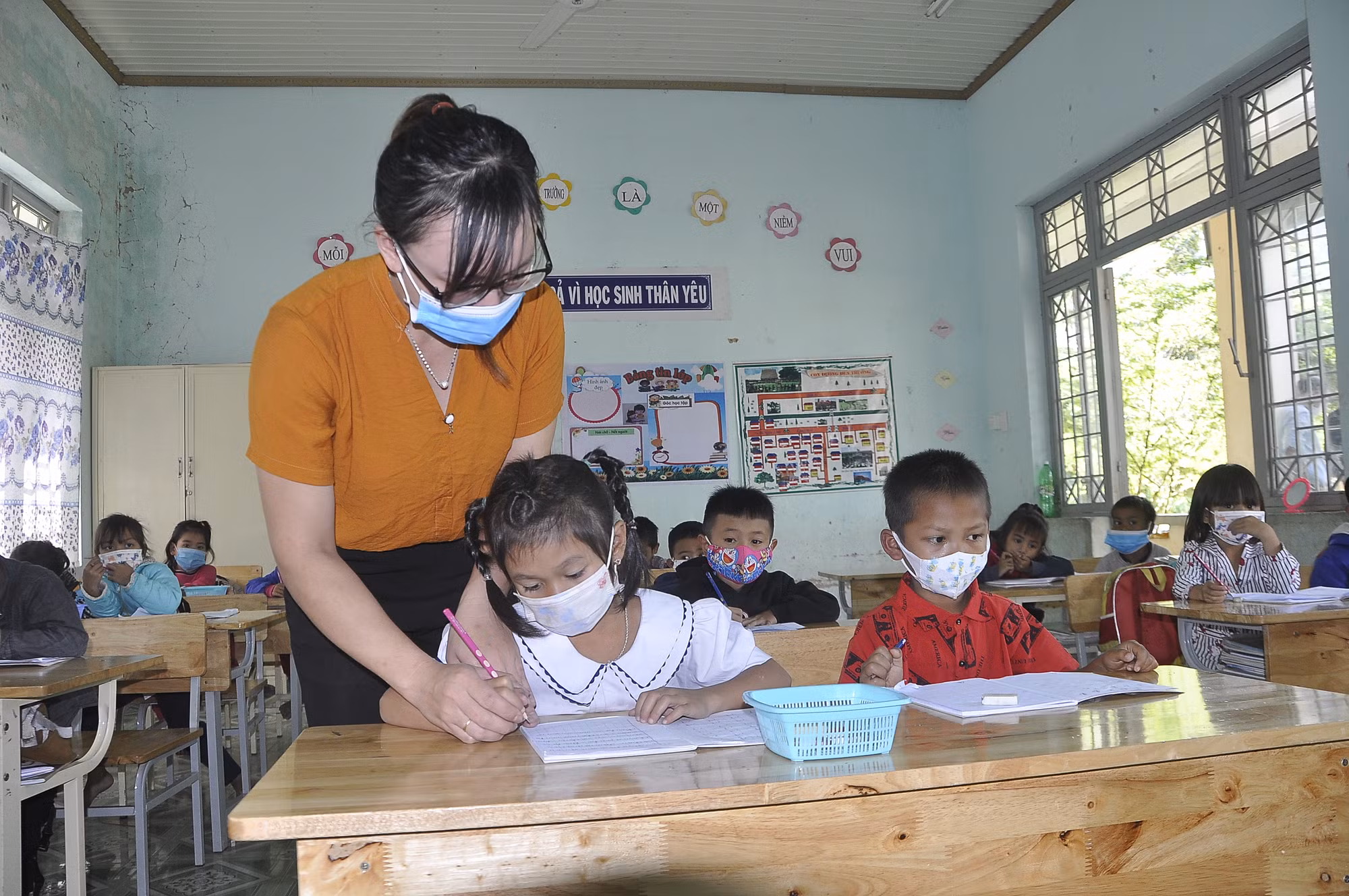 Niềm vui ở vùng cao Đăk Glei ảnh 4